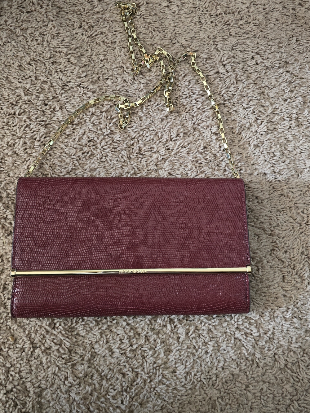 Women's Burgundy Crossbody Bag with Gold Bar Accent